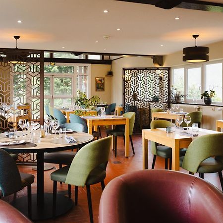 Logis Hotel Le Relais De La Poste Restaurant Le Fil Du Temps Thury-Harcourt-le-Hom Eksteriør bilde